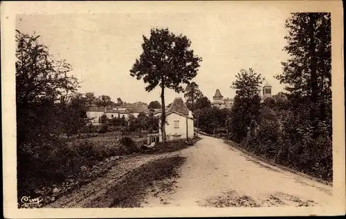 Ak Varaignes Dordogne, Blick auf den Ort