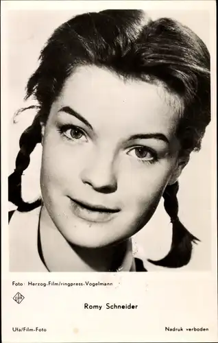 Ak Schauspielerin Romy Schneider, Portrait