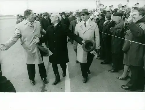 Foto Hans Joachim Spremberg, Delegation der DDR in Uljanowsk, Erich Honecker, Anatoli Skotschilow