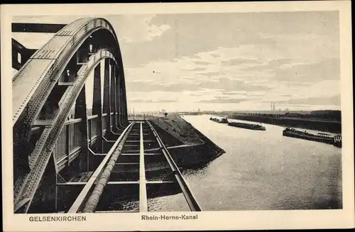 Ak Gelsenkirchen im Ruhrgebiet, Blick von der Brücke, Rhein Herne Kanal