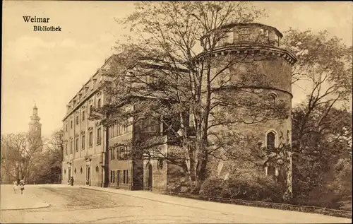 Ak Weimar in Thüringen, Partie im Park