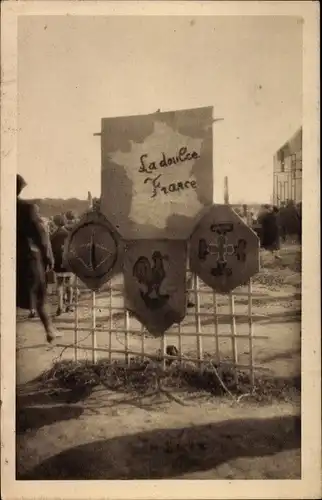 Ak Birkenhead North West England, L'Entree du Camp Francais