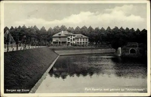 Ak Bergen op Zoom Nordbrabant Niederlande, Fort Ravelijn met gezicht op Avondvrede