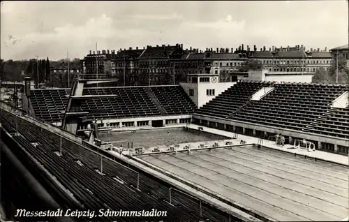 Ak Leipzig, Messestadt, Blick zum Schwimmstadion