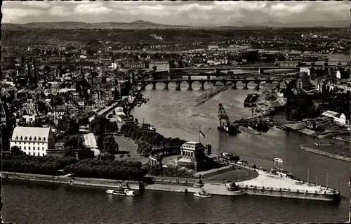 Ak Koblenz am Rhein, Deurtsches Eck, Fliegeraufnahme