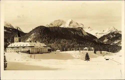 Ak Klais Krün Oberbayern, Schloss Elmau im Winter