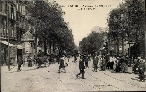 Ak Paris XVIII. Arrondissement Buttes-Montmartre, Avenue de St. Ouen a la Fourche