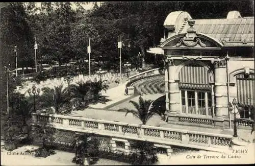 Ak Vichy Allier, Coin de Terrasse du Casino