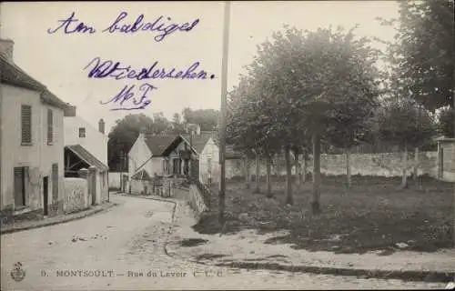Ak Montsoult Val-d’Oise, Rue du Lavoir
