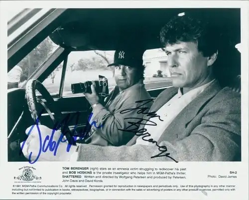 Tom Berenger, Bob Hoskins, Tod im Spiegel, Original Autogramme