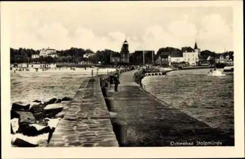 Ak Ustka Stolpmünde Pommern, Blick zum Strand