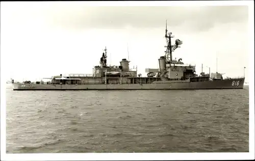 Foto Ak US Amerikanisches Kriegsschiff, USS New, DD 818, Zerstörer