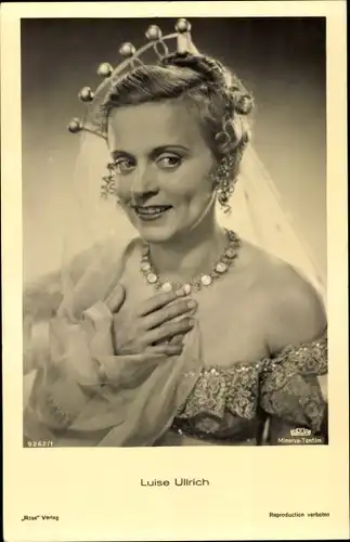 Ak Schauspielerin Luise Ullrich, Portrait, Krone