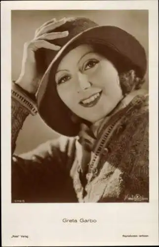 Ak Schauspielerin Greta Garbo, Hut, Portrait, Ross 5716/5