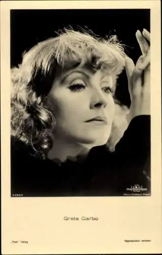 Ak Schauspielerin Greta Garbo, Portrait, Ross, MGM