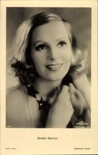 Ak Schauspielerin Greta Garbo, Portrait, Ross, MGM