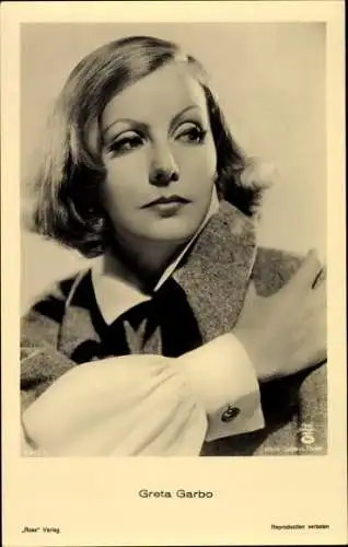 Ak Schauspielerin Greta Garbo, Portrait, Ross, MGM