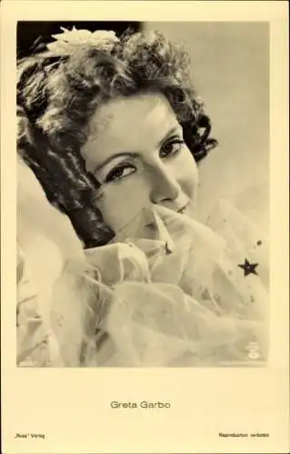 Ak Schauspielerin Greta Garbo, Portrait, Ross, MGM