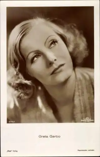 Ak Schauspielerin Greta Garbo, Portrait, Ross 5717/1, MGM