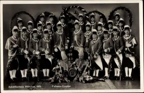 Ak München Bayern, Schäfflertanz 1935, Fahnengruppe