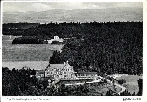 Ak Dahle Altena im Sauerland, S. G. V. Kohlberghaus und Ehrenmal, Luftbild