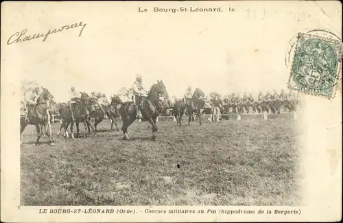 Ak Le Bourg Saint Léonard Orne, Courses militaires au Pin