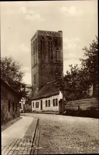 Foto Ak Prenzlau in der Uckermark, Schwedter Tor-Turm