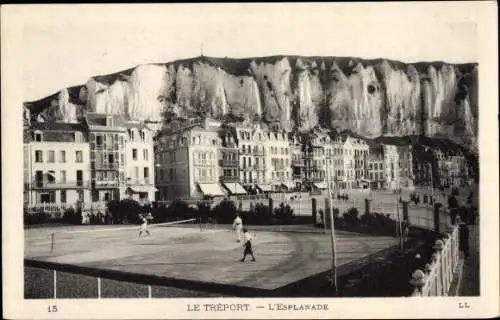 Ak Le Tréport Seine Maritime, L'Esplanade