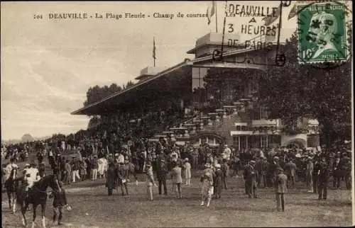 Ak Deauville La Plage Fleurie Calvados, Le Champ de Courses, Les Tribunes