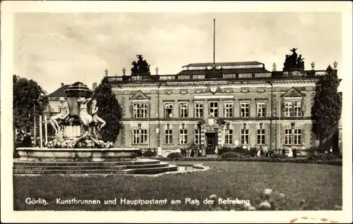 Ak Görlitz in der Lausitz, Platz der Befreiung, Kunstbrunnen, Hauptpostamt