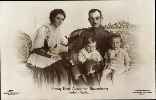 Ak Herzog Ernst August von Braunschweig, Prinzessin Victoria Luise von Preußen, Kinder
