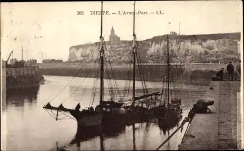 Ak Dieppe Seine Maritime, L'Avant Port