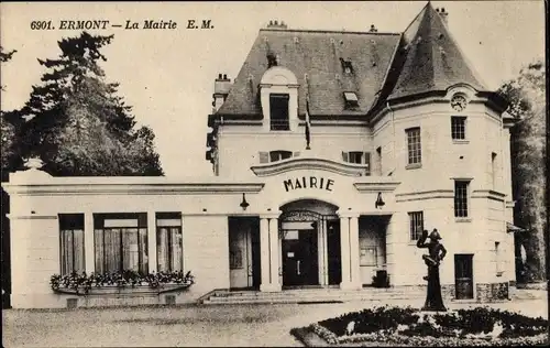 Ak Ermont Val d'Oise, La Mairie