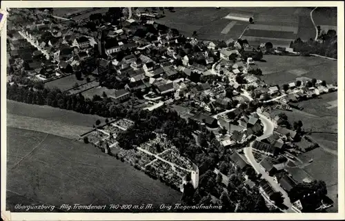 Ak Obergünzburg im Allgäu, Blick auf den Ort, Fliegeraufnahme