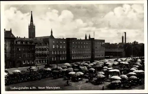 Ak Ludwigshafen am Rhein, Neuer Marktplatz, Stände
