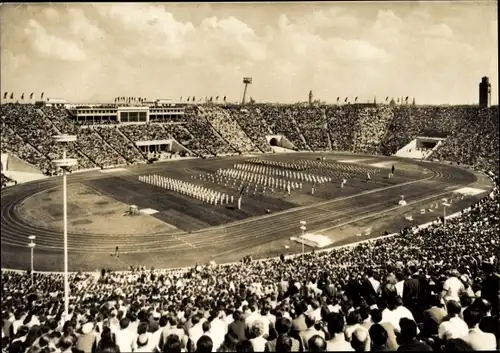 Ak Leipzig in Sachsen, Messestadt, Stadion der Hunderttausend