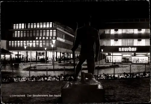 Ak Lüdenscheid im Märkischen Kreis, Straßenstern bei Nacht, Kaufhof, Geschäft Krause