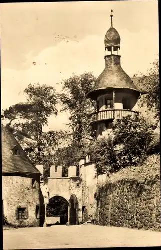 Ak Rochsburg Lunzenau in Sachsen, Schloss Rochsburg, Inneres Tor und Söllerturm