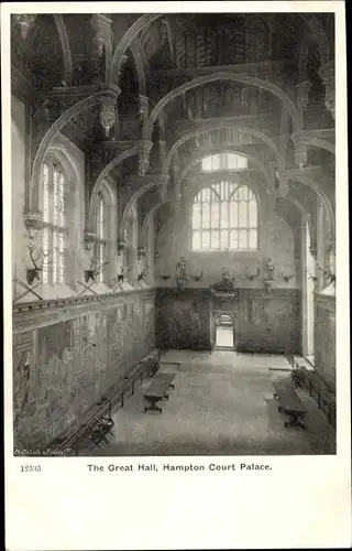 Ak Richmond upon Thames London England, Hampton Court Palace, Great Hall