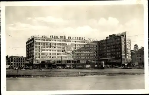 Ak Berlin Mitte, Alexanderplatz, Haus der Weltjugend