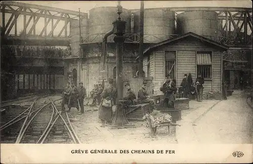 Ak Grève Générale des Chemins de Fer, Eisenbahnstreik, Soldaten bewachen Bahnanlagen