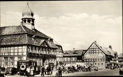 Ak Grabow in Mecklenburg, Vor dem Rathaus