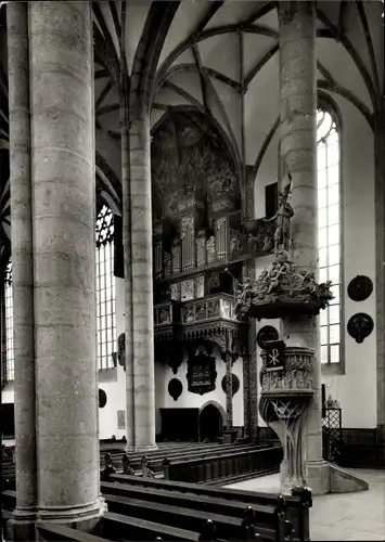 Ak Nördlingen in Schwaben, St. Georgskirche, Alte Orgel mit Kanzel