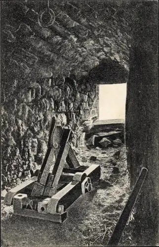 Ak Goslar am Harz, Antike Artillerie im Zwinger, Blyde