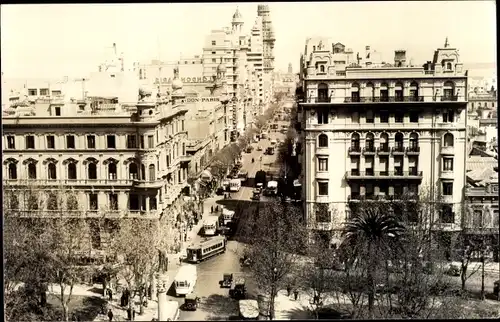 Foto Ak Montevideo Uruguay, Stadtansicht, Hochhäuser, Straße, Verkehr