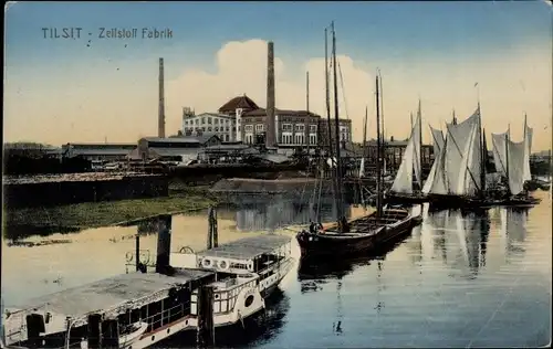 Ak Sowjetsk Tilsit Ostpreußen, Zellstofffabrik, Dampfer, Boote