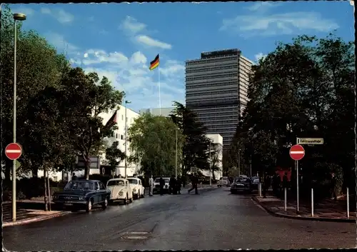 Ak Bonn am Rhein, Bürohaus des Bubndestages im Regierungsviertel