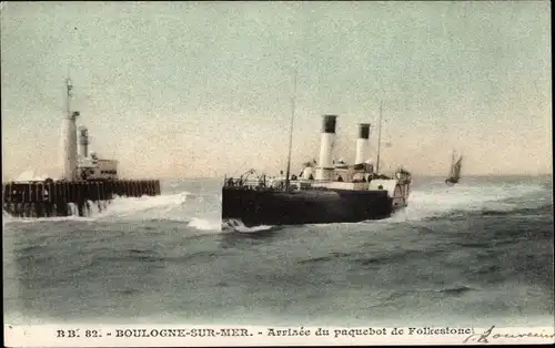 Ak Boulogne sur Mer Pas de Calais, Arrivee du paquebot de Folkestone