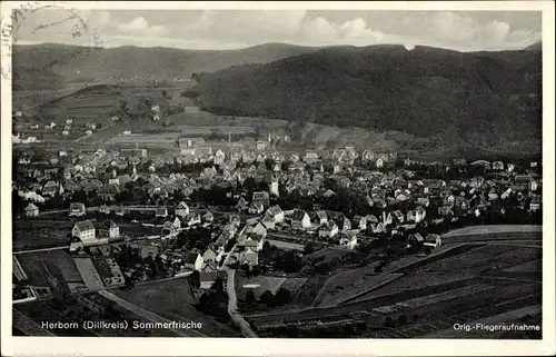 Ak Herborn in Hessen, Dillkreis, Fliegeraufnahme