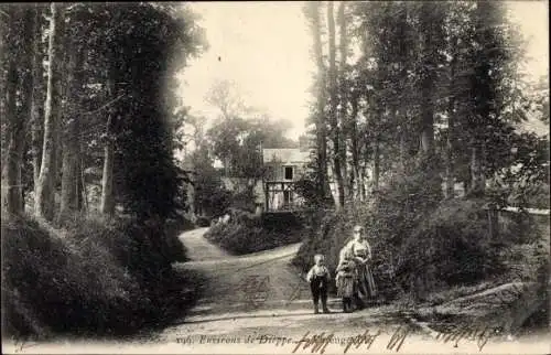 Ak Dieppe Seine Maritime, Straße, Wald, Familie, Spaziergang, Wohnhaus